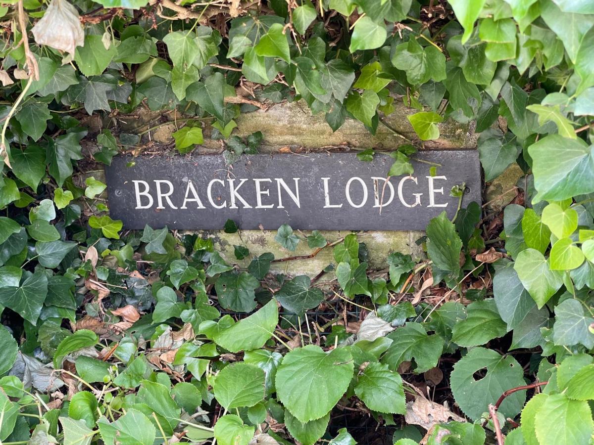 - Pet Friendly! - Free Parking